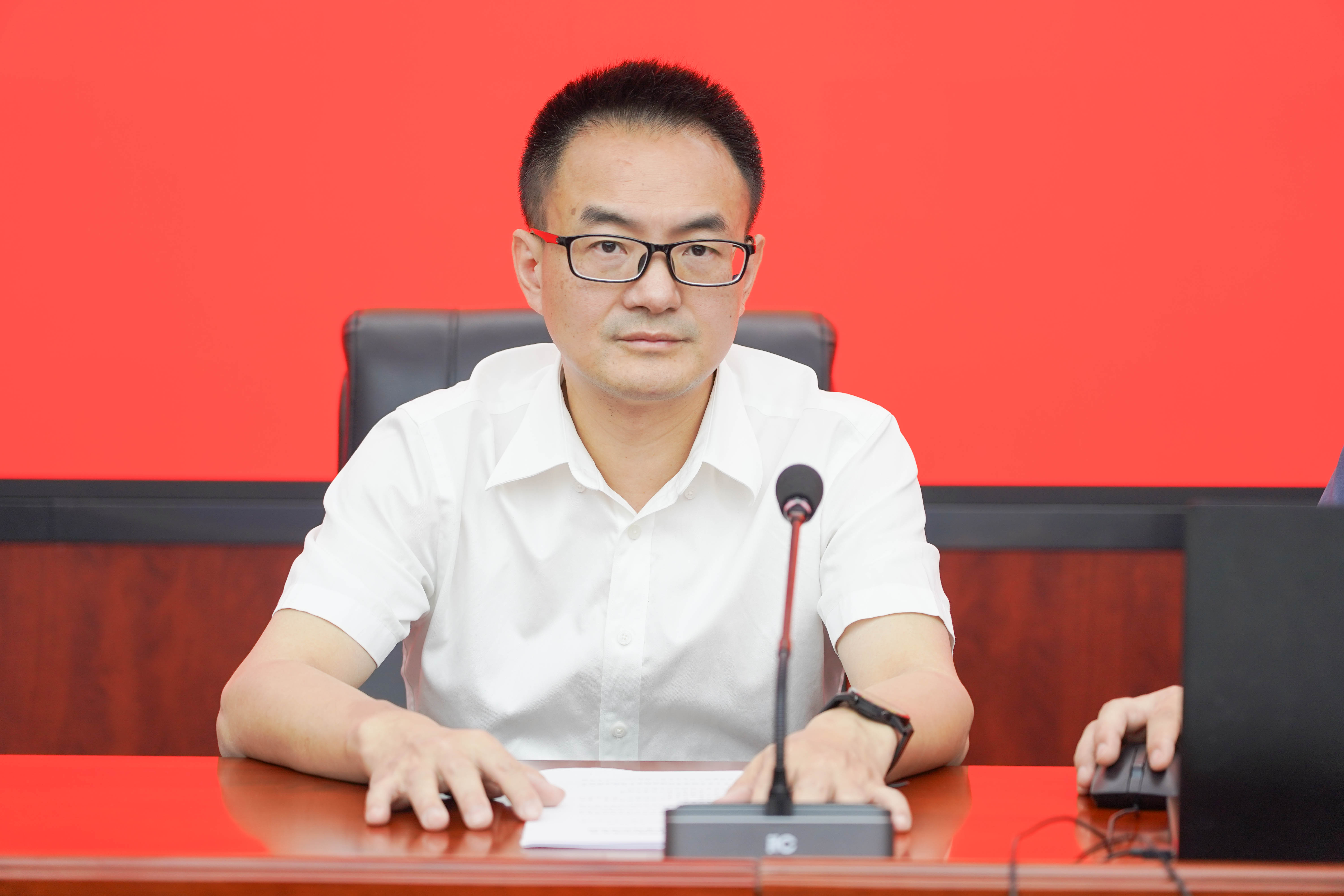 访谈嘉宾.jpg